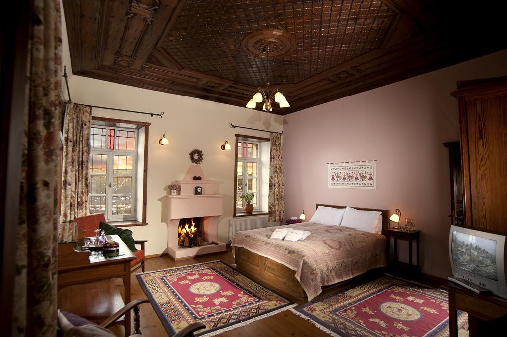 Hotel Porfyron Áno Pediná Zimmer foto